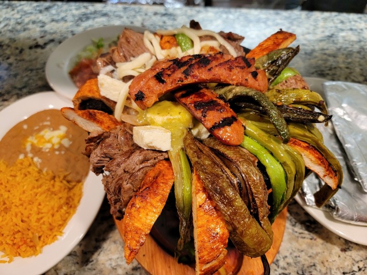 MOLCAJETE