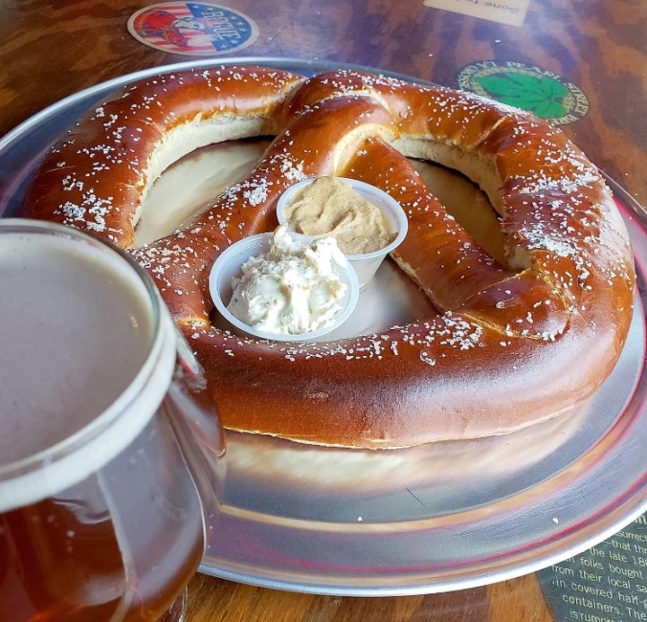 1.5lb Pretzel