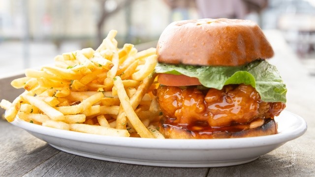 HOT HONEY FRIED CHICKEN SANDWICH