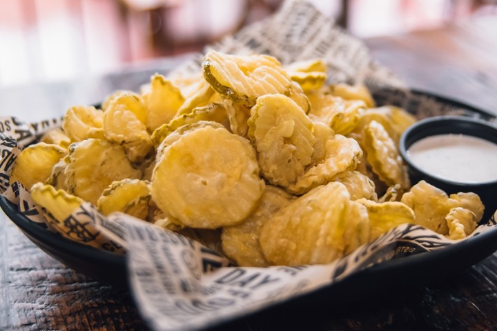 10 Fried Pickle Chips - AA