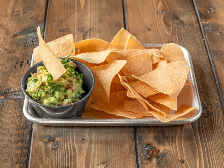 GUAC & CHIPS