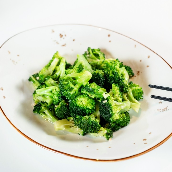 Sautéed Broccoli in Garlic