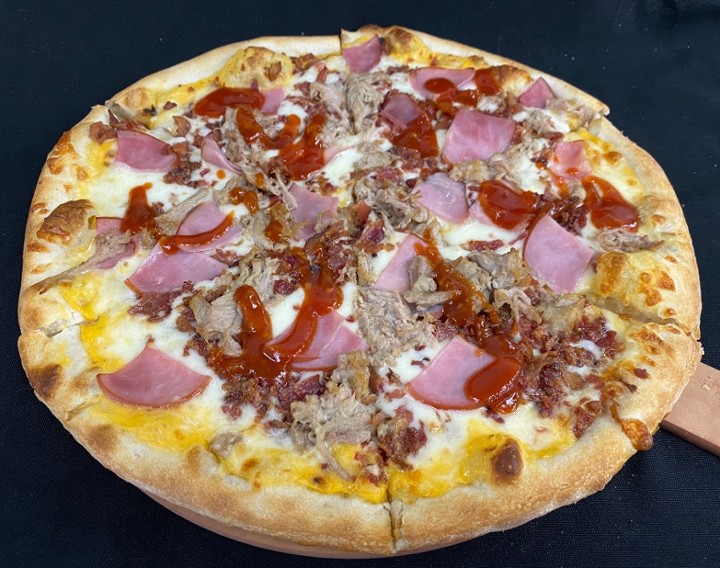 16" Three Pigs Pizza