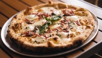 V Pizza - Ferandina Beach