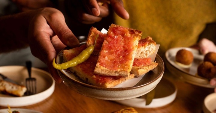 Pan con Tomate (v)