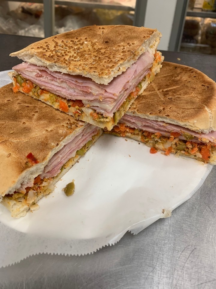 New Orleans Style Muffoletta