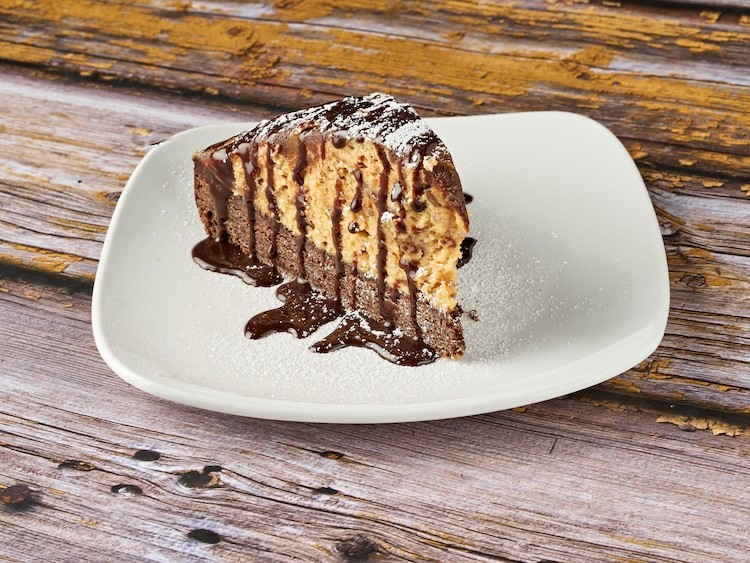 PEANUT BUTTER MOUSSE CAKE