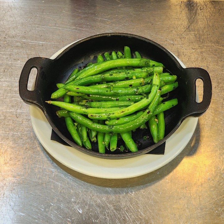 GREEN BEANS WITH FINE HERBS