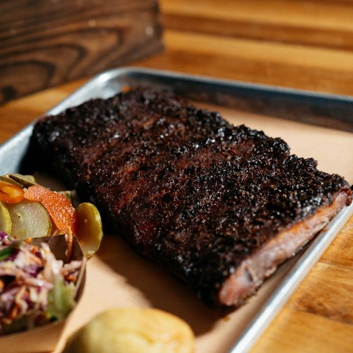 Pit & Tap - 1/2 Rack Ribs