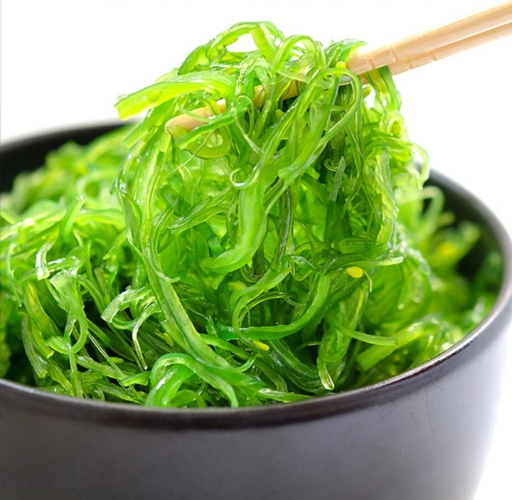 Large Seaweed Salad