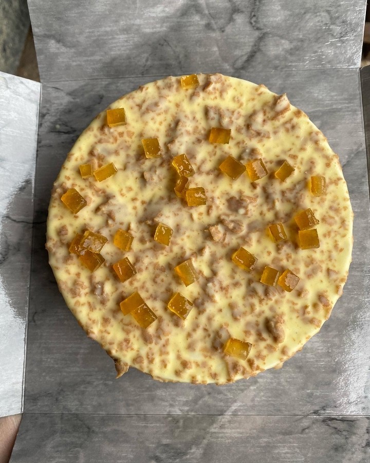 Lemon Crunch Cake 🍋 6” (serves 4-6)