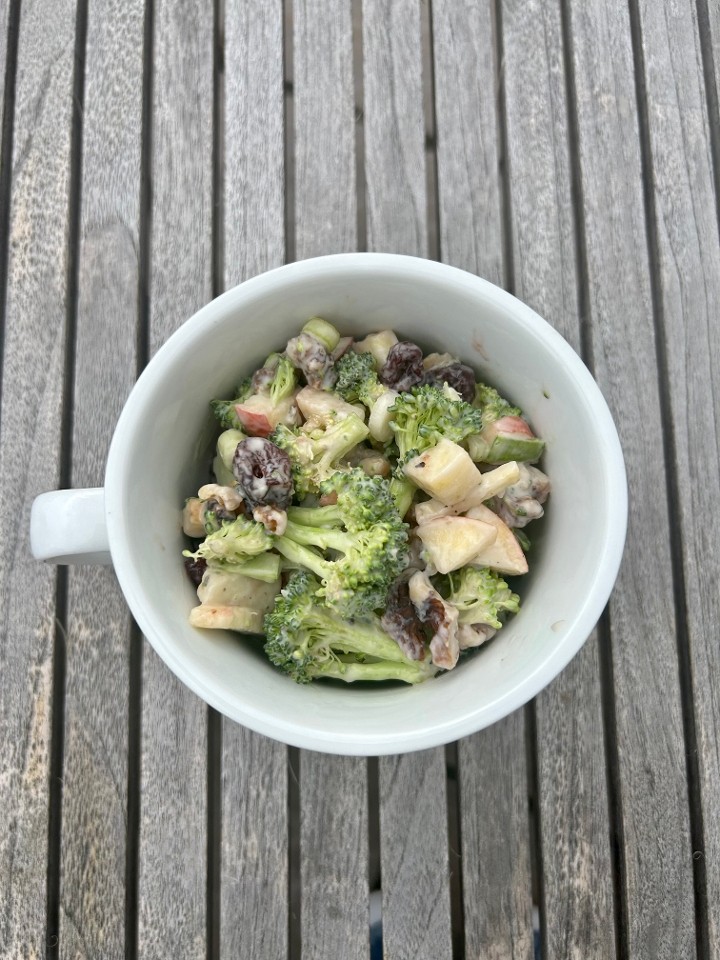 Broccoli Salad - 8 oz