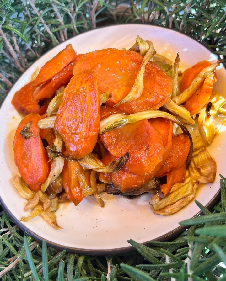 Roasted Carrots and Fennel- 1/2 lb