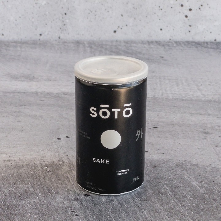 Soto Premium Junmai Sake Cup 180 ml cup (14% ABV)