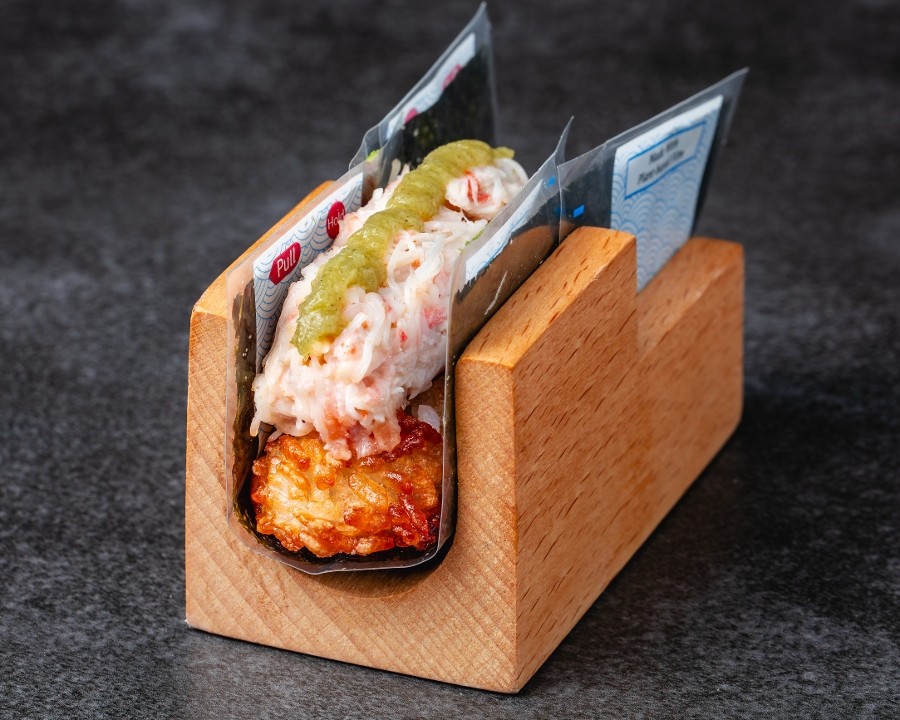 Canadian Spicy Snow Crab Crispy Hand Roll