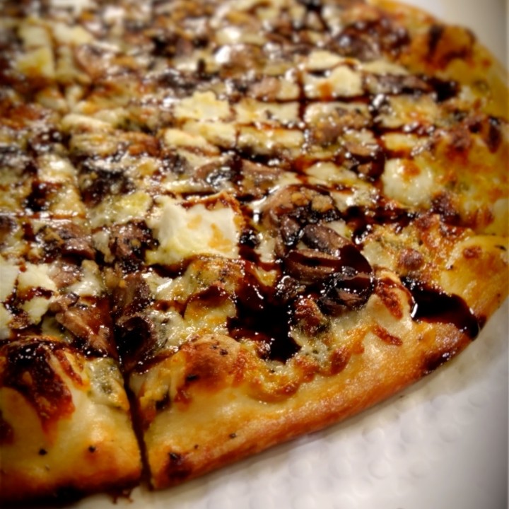 Fungi Pizza w/ Mushrooms