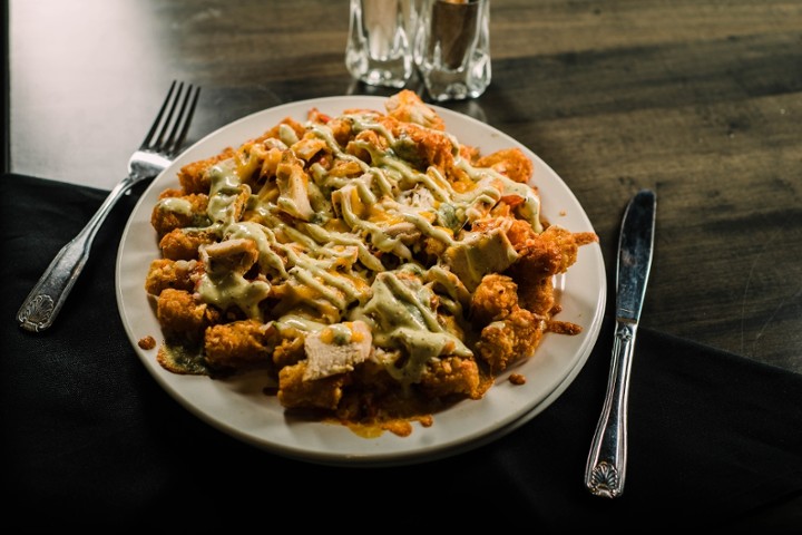 Buffalo Chicken Tot-Chos