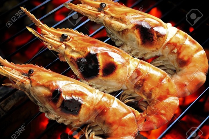 S19 Grilled Prawns with Seafood sauce (4-5 pcs/order)