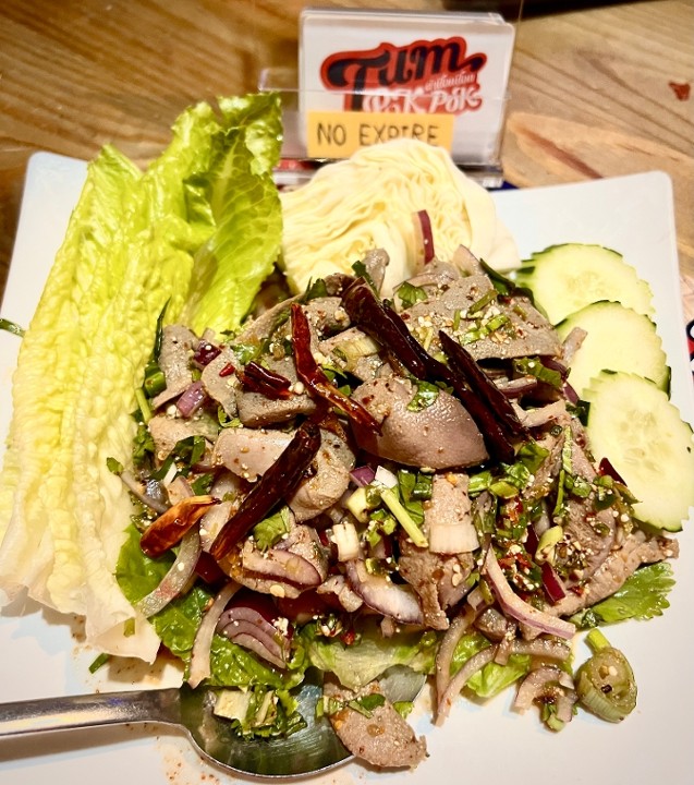 Tub Hwan (Isan pig liver salad)