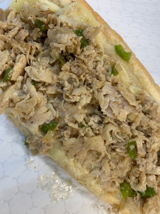 (12oz) Chicken Philly cheesesteak with peppers and onions(12oz of meat on a Amoroso roll)