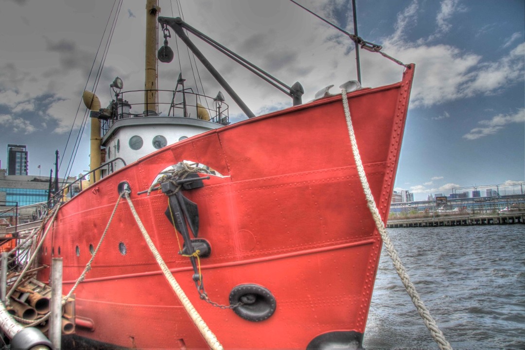 Frying Pan NYC Pier 66 Maritime