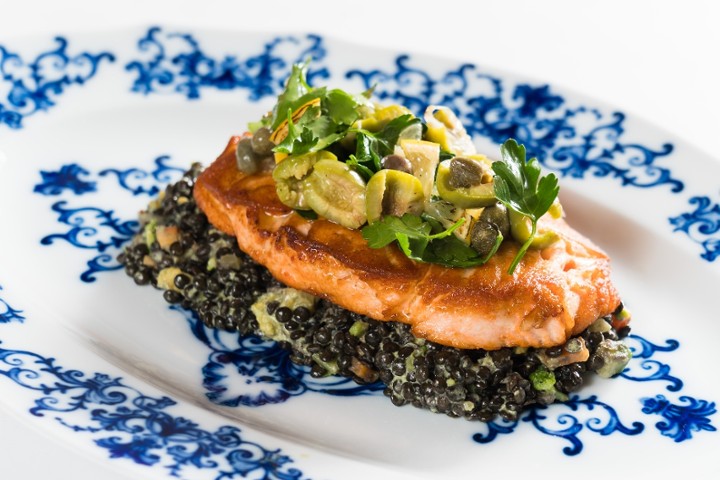 Salmone con Lenticchie*