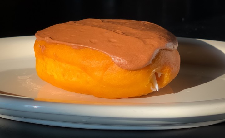 FILLED DONUT