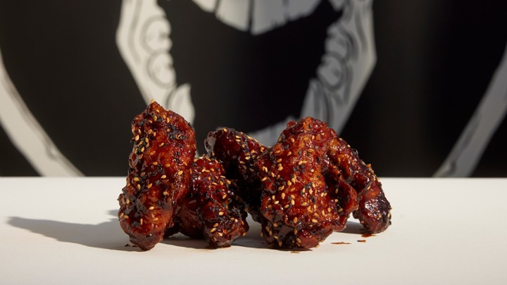 Gochujang BBQ Bone-In Wings