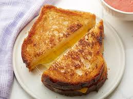 KIDS GRILLED CHEESE / FRIES