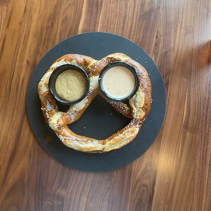 Jumbo Soft Pretzel
