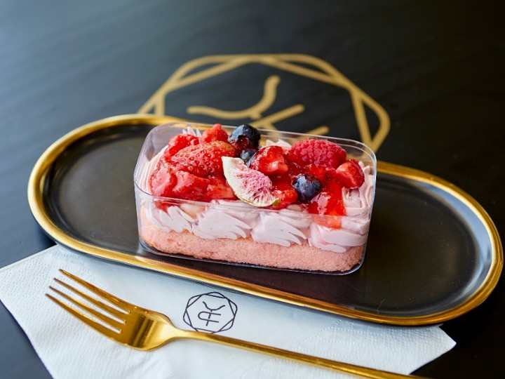 Yogurt Berry Box Cake