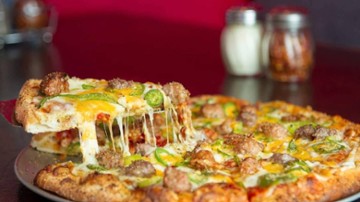 Flying Pie Pizzaria Broadway Bistro