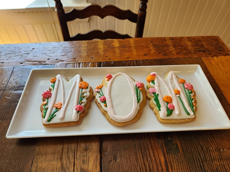 Shortbread MOM Cookies in Gift Box