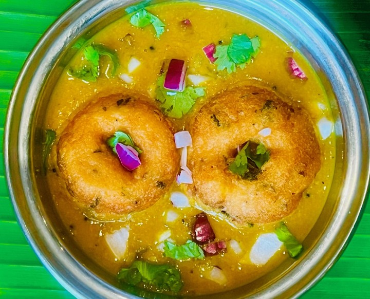 Togo-Rasam Vada (2Pcs)