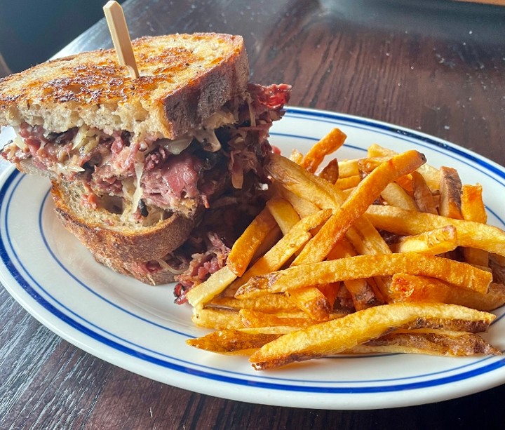 Pastrami Reuben