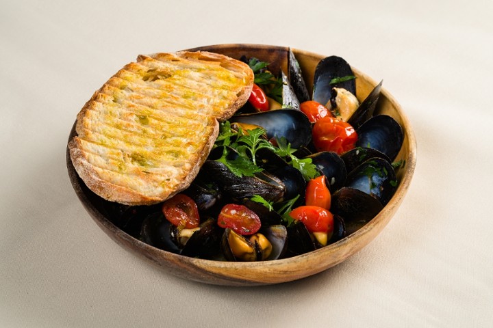 Cozze al Vino Bianco*