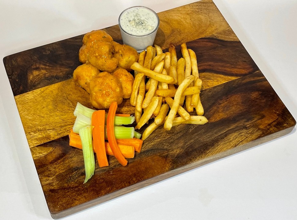 CAULIFLOWER WINGS + FRIES (12 CT)
