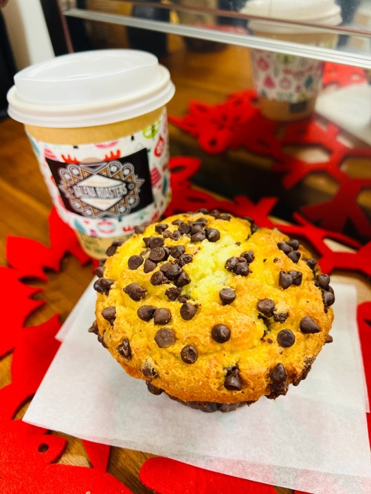 Chocolate Chip Muffin