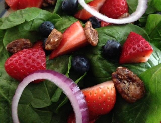Spinach Berry Salad