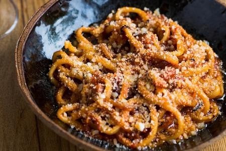 BUCATINI ALL'AMATRICIANA