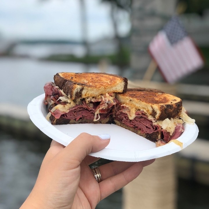 Pastrami Reuben