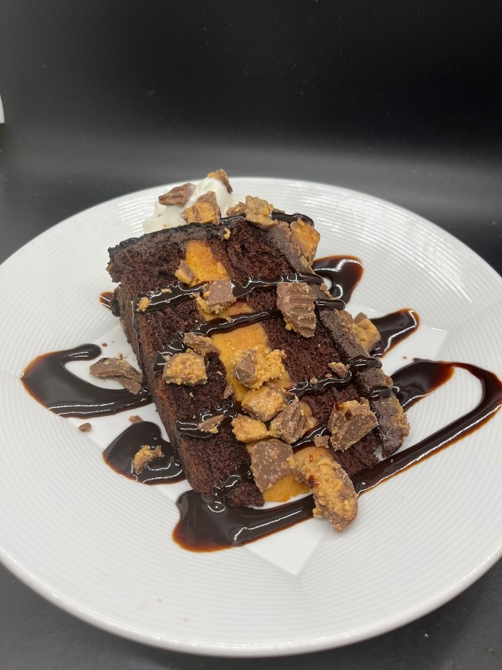 PEANUTBUTTER CHOC CAKE