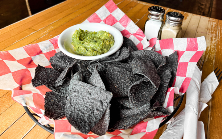 Chips & Guac