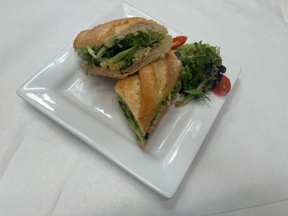 Vegetarian Sandwich with Humus
