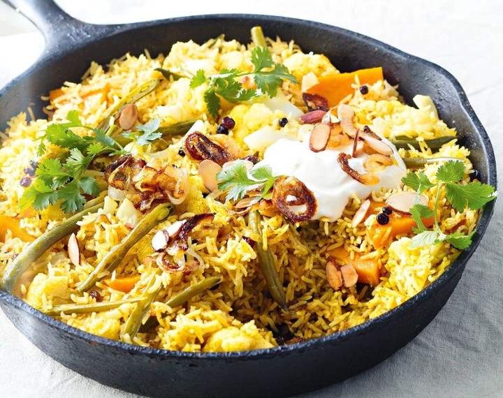 Veg Dum Biryani Family Feast Combo