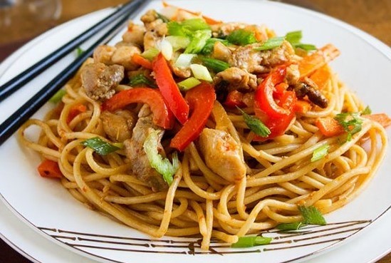 Schezwan Chicken Noodles