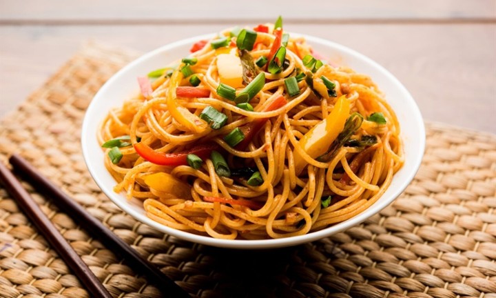 Schezwan Veg Noodles