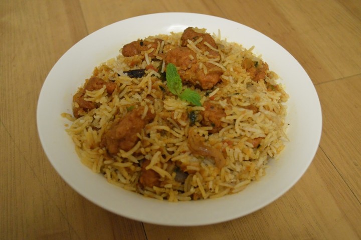 Vijayawada Chicken Dum Biryani Family Feast Combo