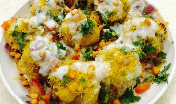 Dahi Batata Puri