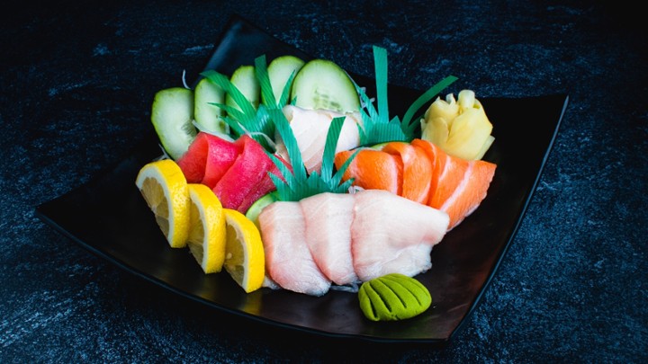 Deluxe Sashimi (12pc)